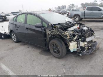  Salvage Toyota Prius