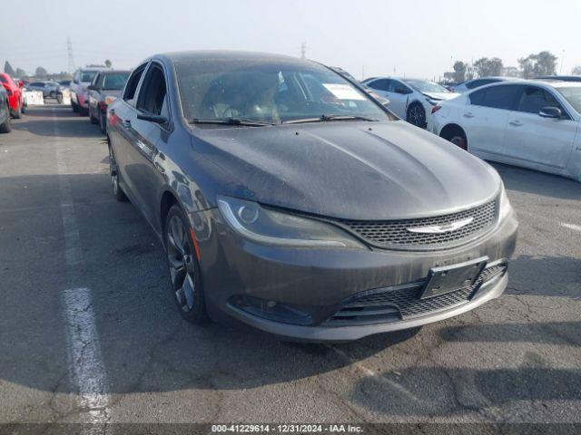  Salvage Chrysler 200