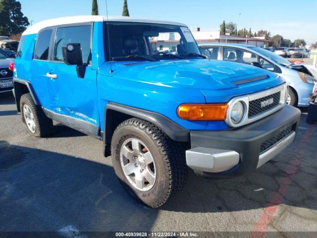  Salvage Toyota FJ Cruiser