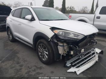  Salvage Hyundai TUCSON