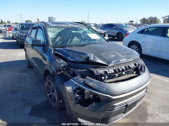  Salvage Kia Niro