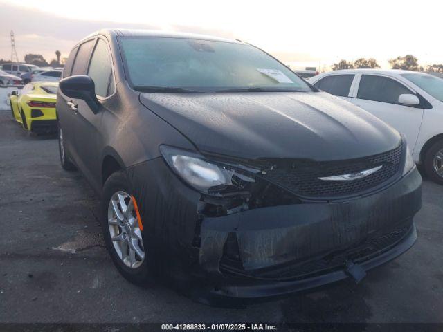  Salvage Chrysler Voyager