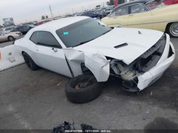  Salvage Dodge Challenger