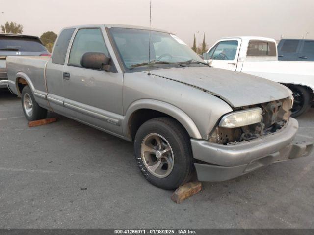  Salvage Chevrolet S-10