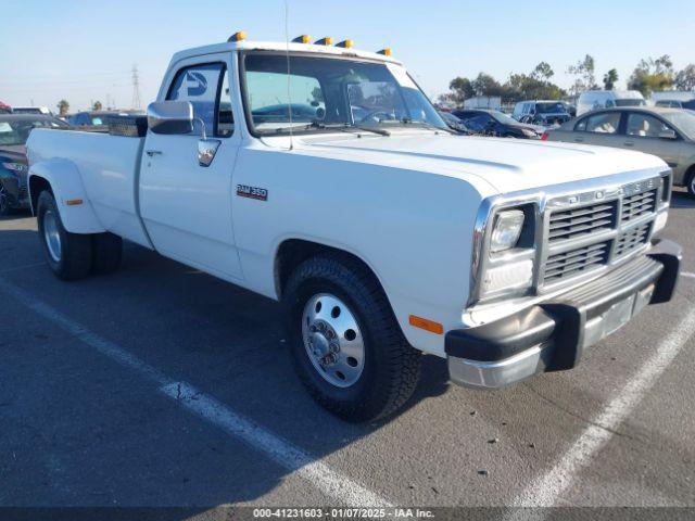  Salvage Dodge D-series