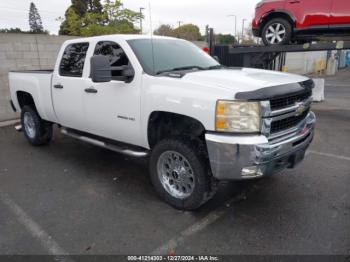  Salvage Chevrolet Silverado 2500