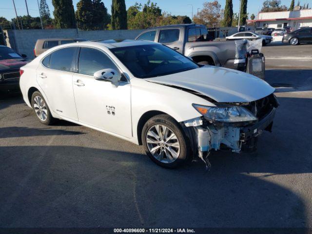  Salvage Lexus Es