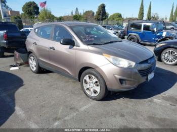  Salvage Hyundai TUCSON