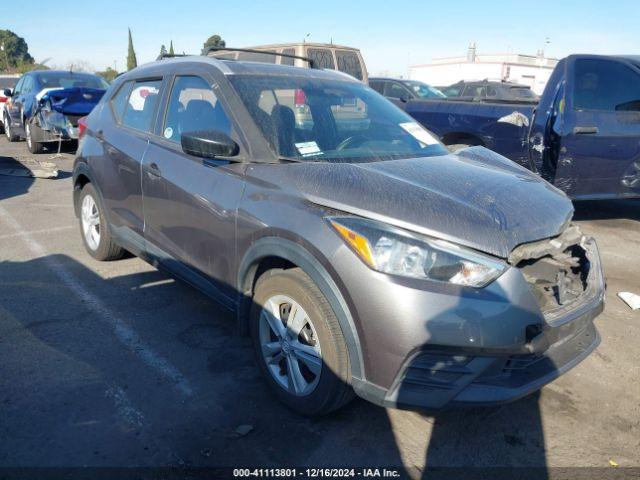  Salvage Nissan Kicks