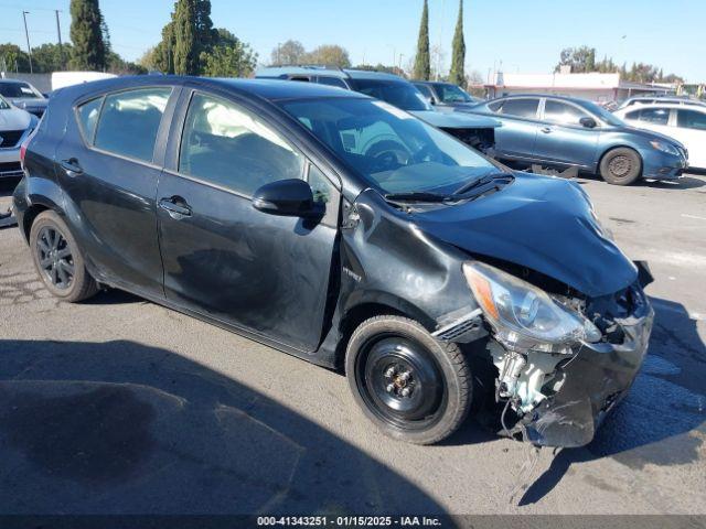  Salvage Toyota Prius c