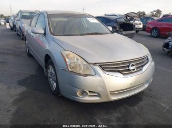  Salvage Nissan Altima