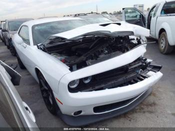  Salvage Dodge Challenger