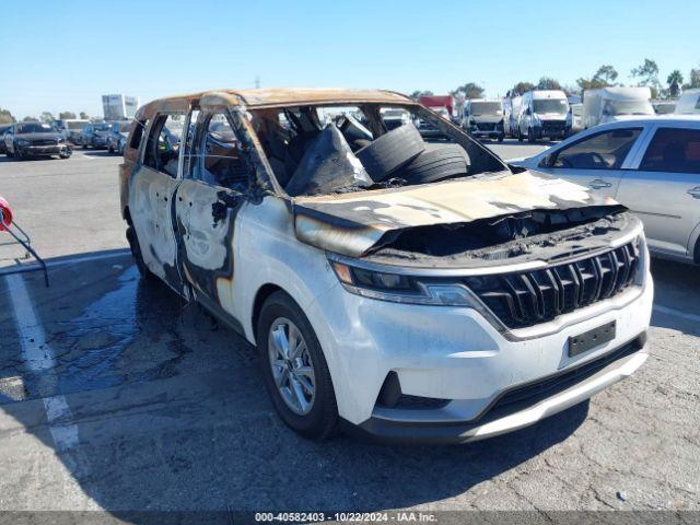  Salvage Kia Carnival