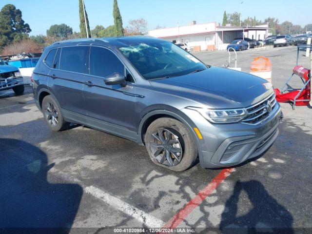  Salvage Volkswagen Tiguan