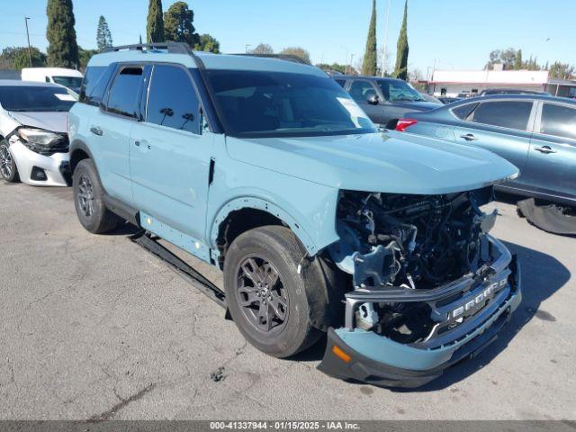  Salvage Ford Bronco