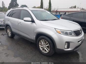  Salvage Kia Sorento