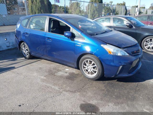  Salvage Toyota Prius v