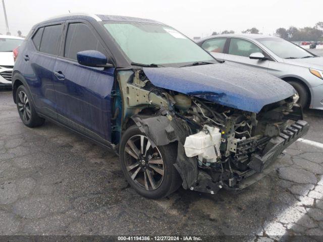  Salvage Nissan Kicks