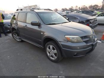  Salvage Mitsubishi Outlander