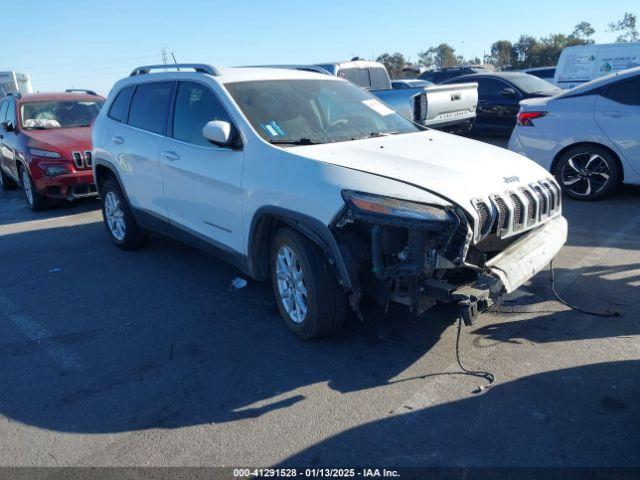  Salvage Jeep Cherokee