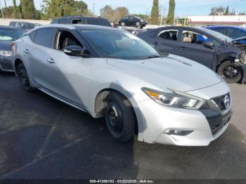  Salvage Nissan Maxima