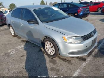  Salvage Volkswagen Jetta