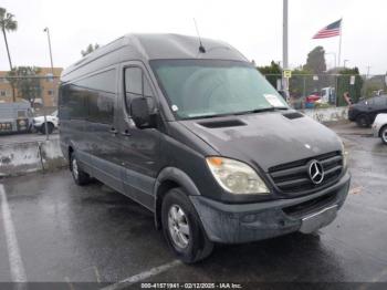  Salvage Mercedes-Benz Sprinter 2500