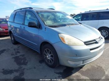  Salvage Toyota Sienna