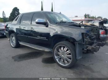  Salvage Chevrolet Avalanche 1500