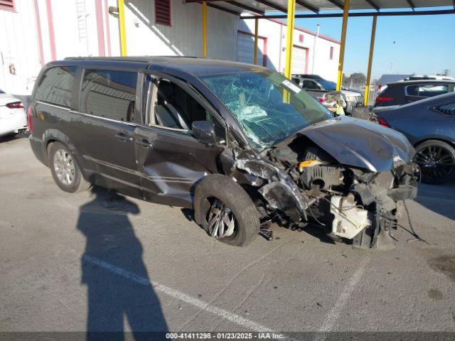  Salvage Chrysler Town & Country