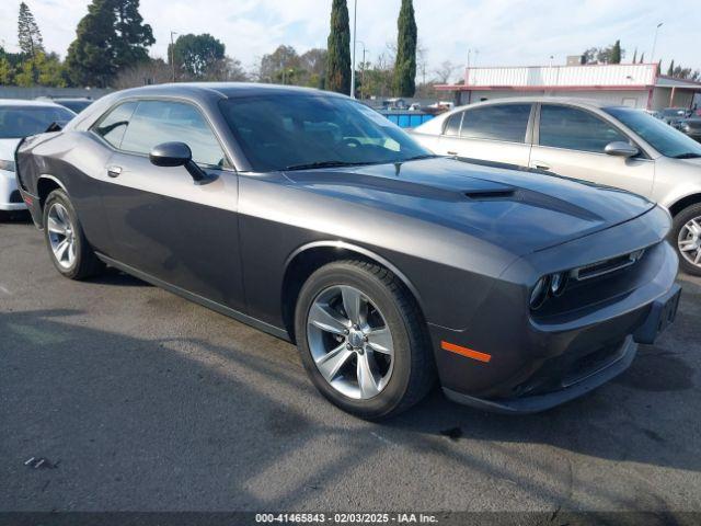  Salvage Dodge Challenger