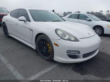  Salvage Porsche Panamera