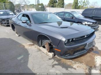  Salvage Dodge Challenger