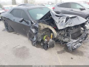  Salvage Dodge Challenger