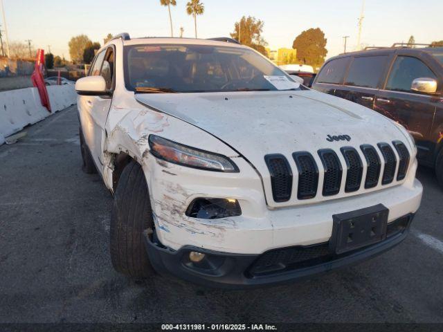  Salvage Jeep Cherokee