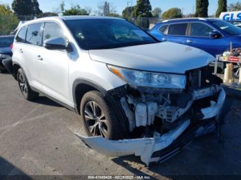  Salvage Toyota Highlander