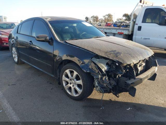  Salvage Nissan Maxima