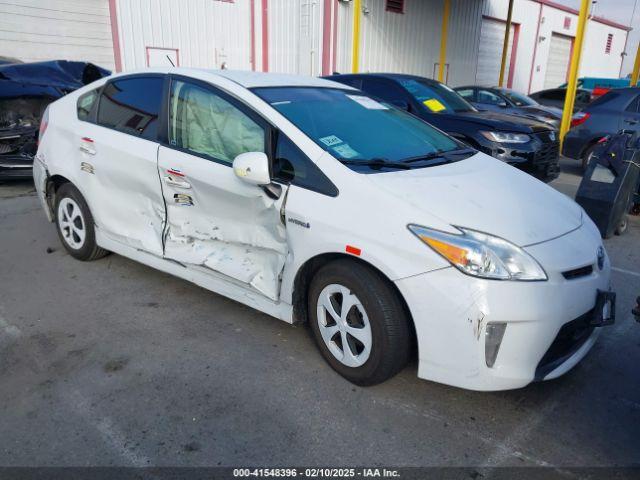  Salvage Toyota Prius