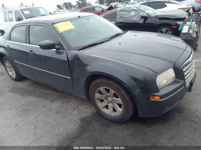  Salvage Chrysler 300