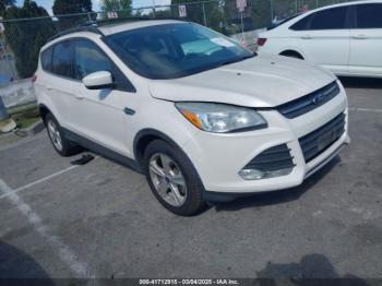  Salvage Ford Escape