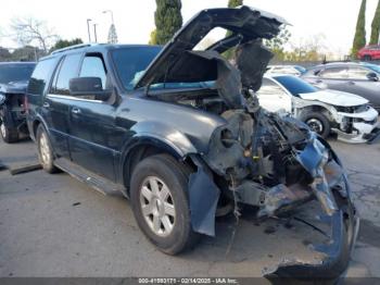  Salvage Lincoln Navigator