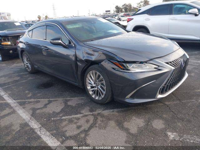  Salvage Lexus Es