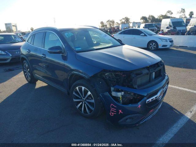  Salvage Mercedes-Benz GLA