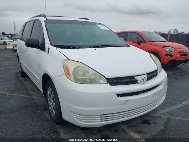  Salvage Toyota Sienna