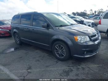  Salvage Dodge Grand Caravan