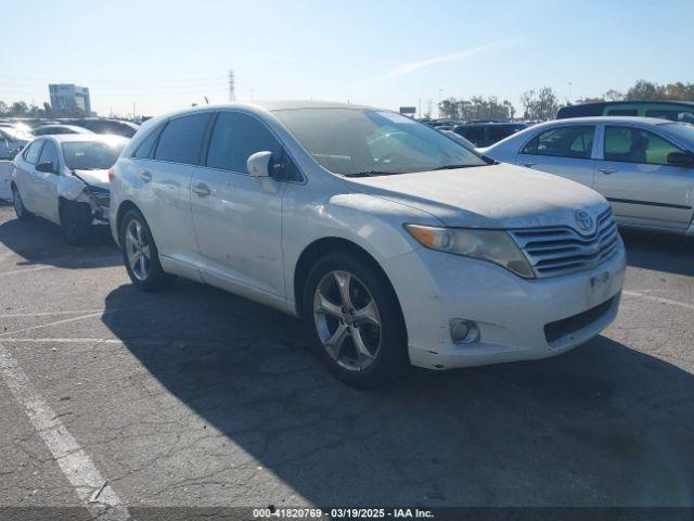  Salvage Toyota Venza