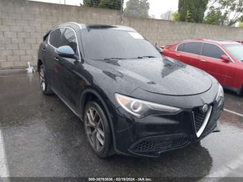  Salvage Alfa Romeo Stelvio