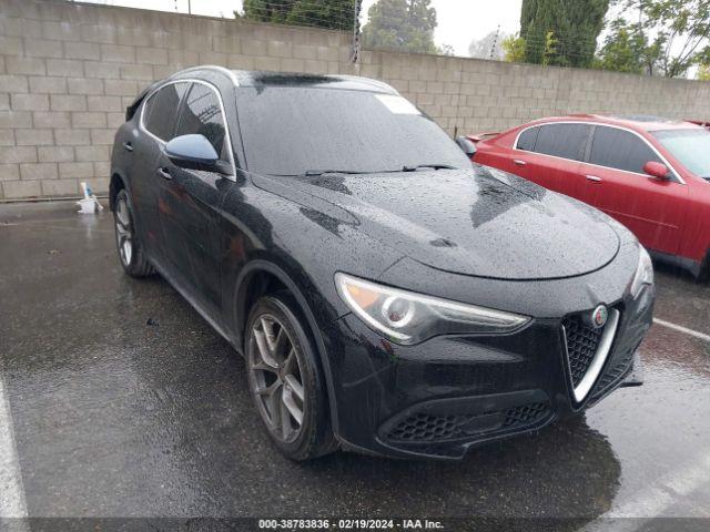  Salvage Alfa Romeo Stelvio