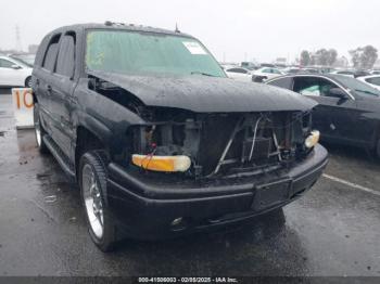  Salvage GMC Yukon