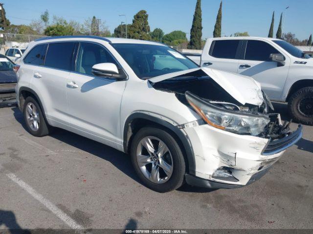  Salvage Toyota Highlander